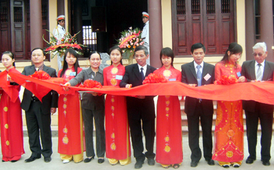 Xã Đình Dù Khánh thành nhà tưởng niệm Bác Hồ và nhà bia Liệt sỹ